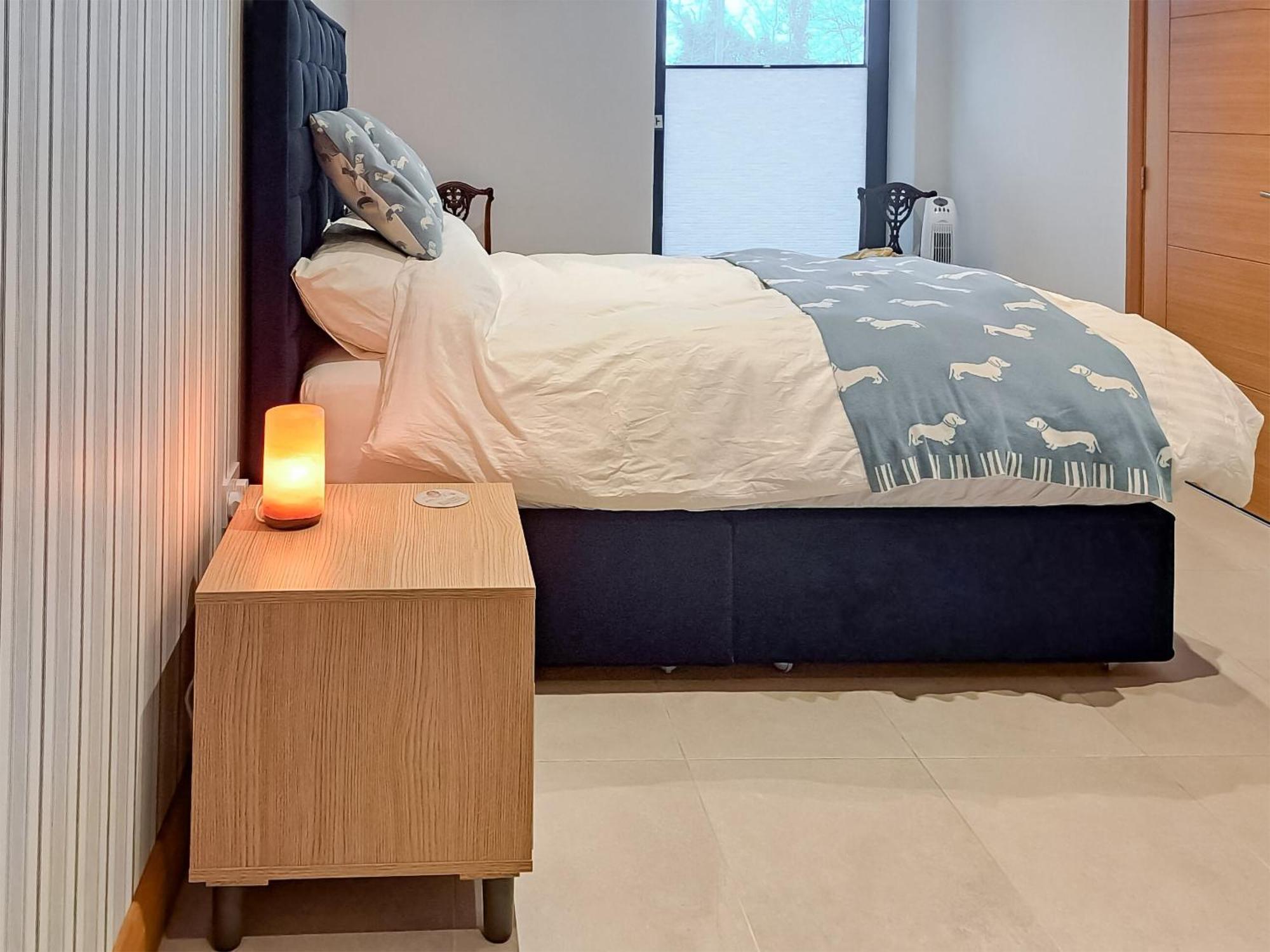 Park Barn Villa Whittington  ภายนอก รูปภาพ